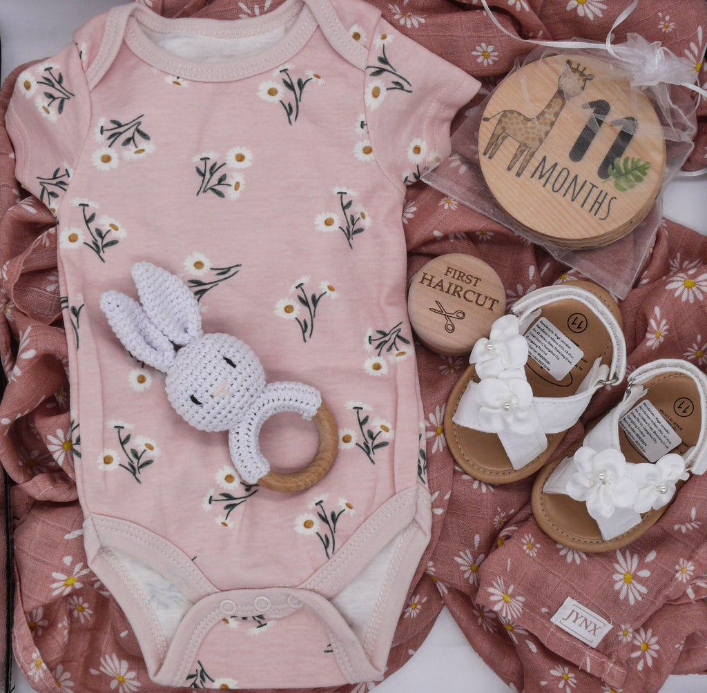 Pink with Daisies